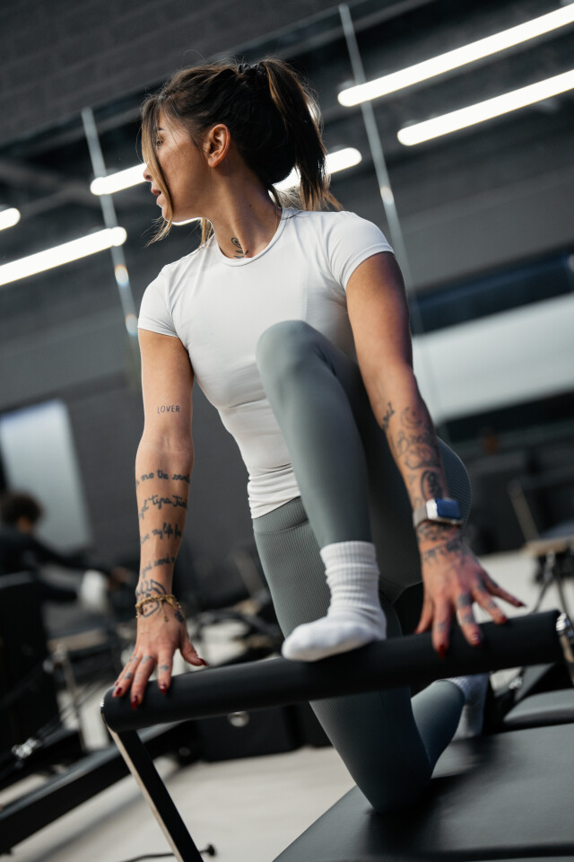 On-demand bibliotheek met 800+ workouts voor thuis of onderweg.